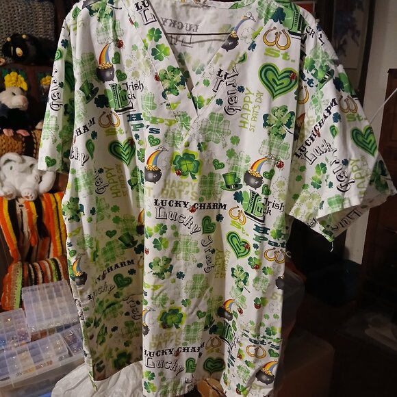Hand Crafted Tops - Home Made Sewn St. Patrick's Day 4XL(I think) Scrub Tops
